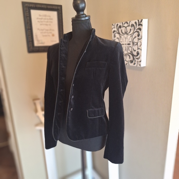 Evan Picone Jackets & Blazers - Vintage union tag USA dark romantic velvet button front blazer small